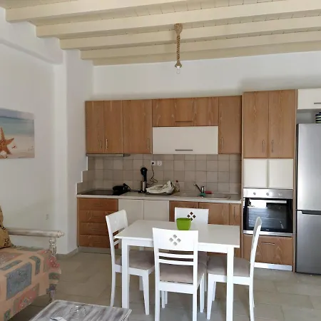 בית נופש Peterhouses Livadi (Astypalaia)